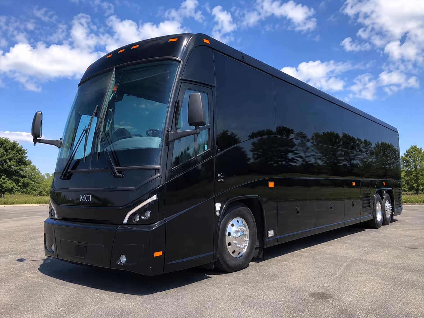 busrentalwichitafalls com is the go to for hotter n hell hundred group transportation