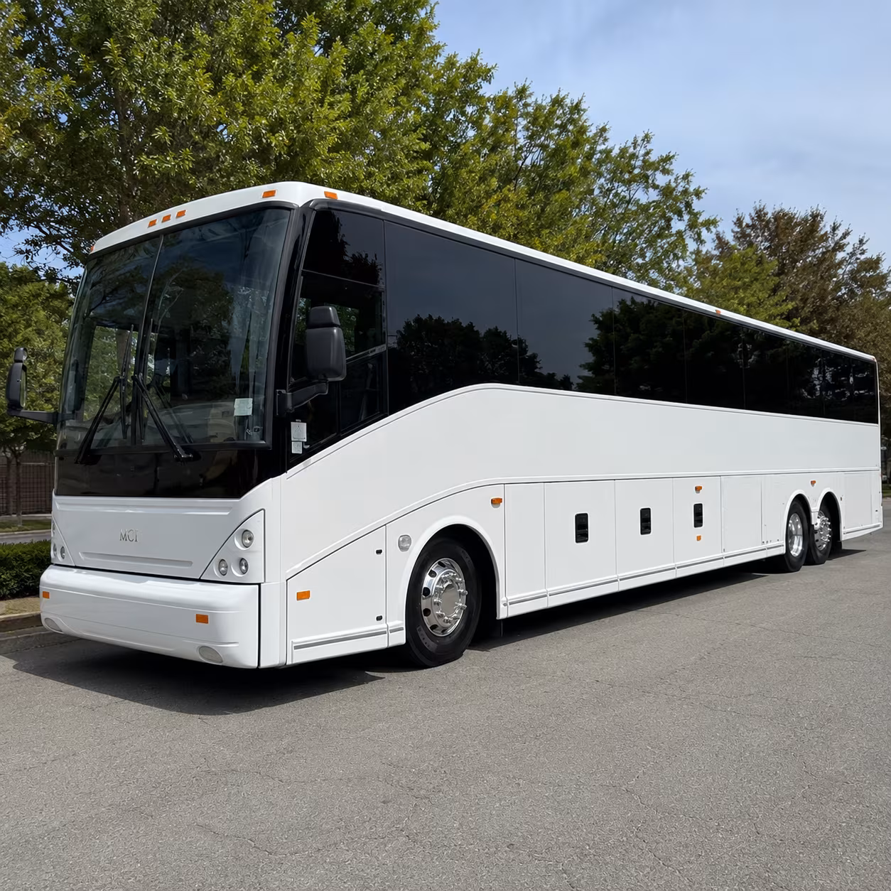 shuttle bus rentals to oklahoma city will rogers world airport okc